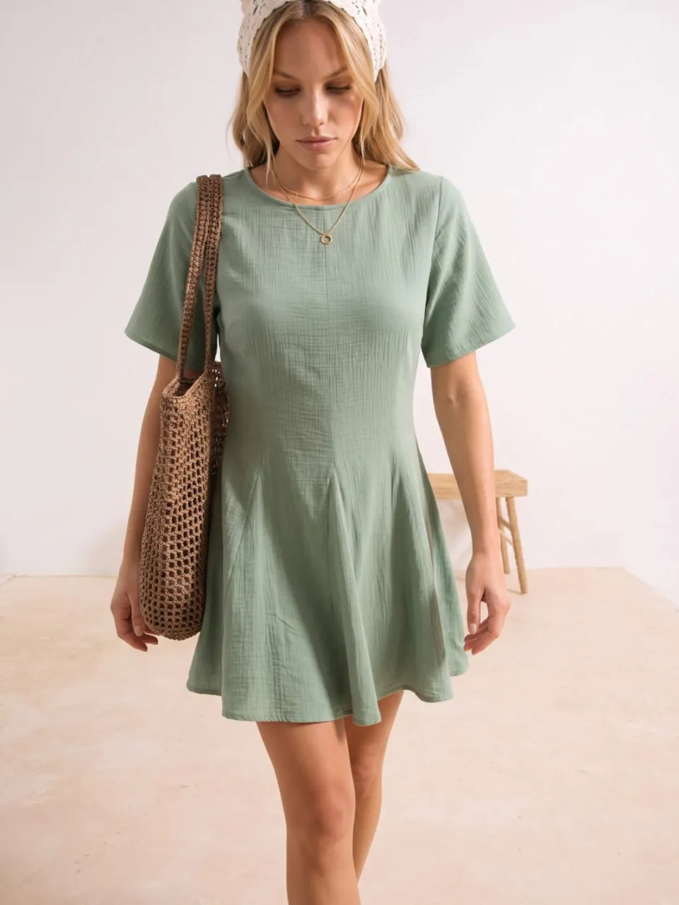 Trendyol TRENDYOLMİLLA Dames Groen Effen Extra Kort / Super Mini Kort Strandkleding A-lijn Strandjurken, foto 2