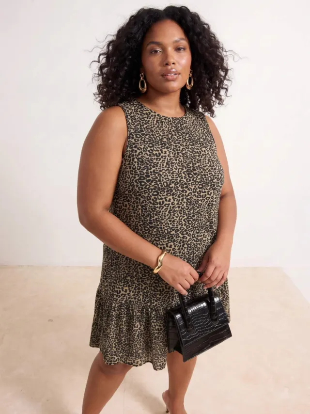 Trendyol Curve Dames Groen Stippen Kort / Mini Mouwloos Casual Recht Grote maten Jurk