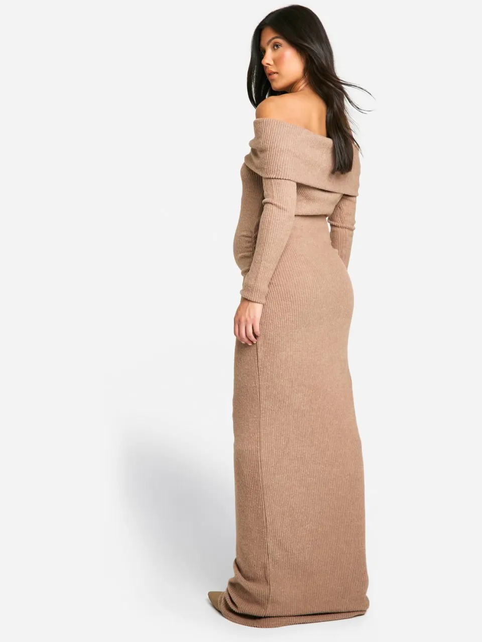 boohoo Dames Zwangerschapsjurk Soft Rib Off-Shoulder Column Maxi Dress camel, foto 2