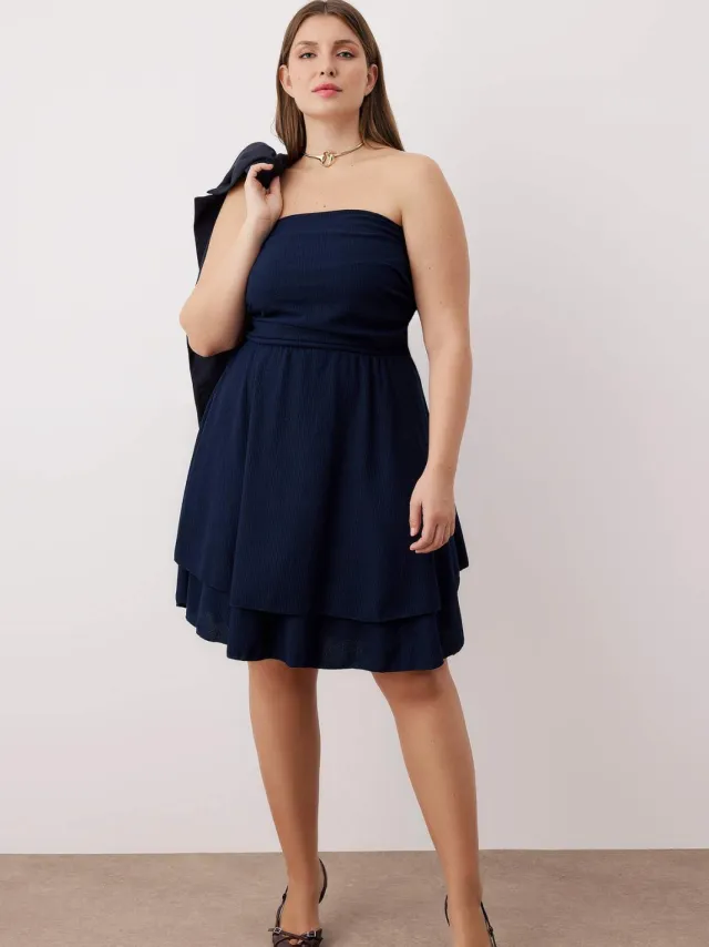 Trendyol Curve Dames Donkerblauw Effen Kort / Mini Mouwloos Casual Skater Grote maten Jurk Marineblauw/Blauw