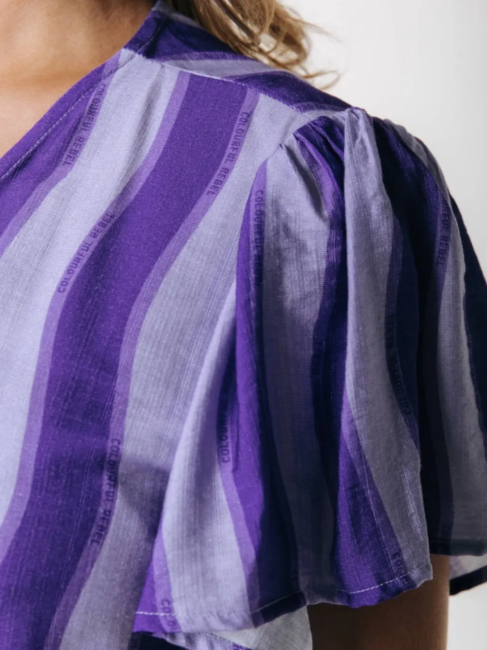 Colourful Rebel viscose maxi gestreepte wikkeljurk - lavendel, foto 4
