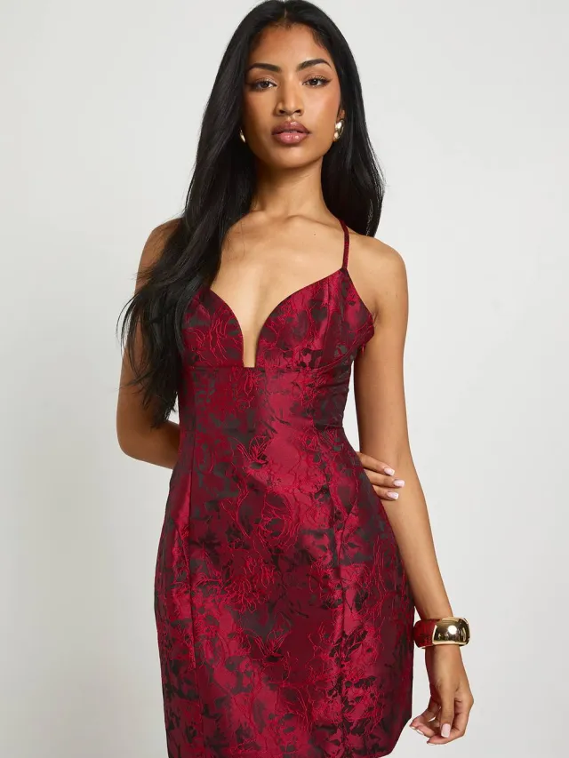 boohoo Dames Jacquard satijnen gestructureerde mini-jurk Rood