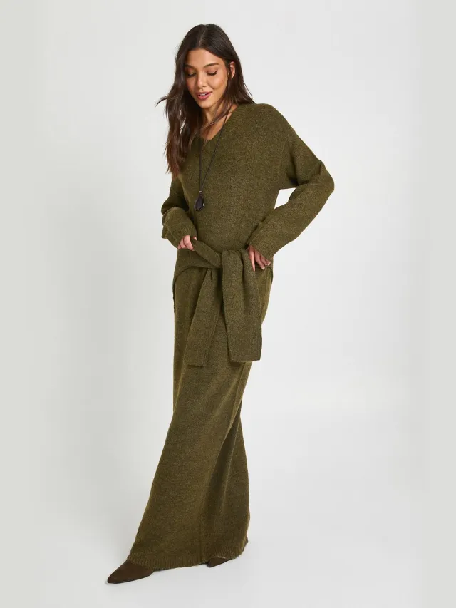 boohoo Dames Gebreide Maxi Jurk Met V-hals En Lange Mouwen Olijf