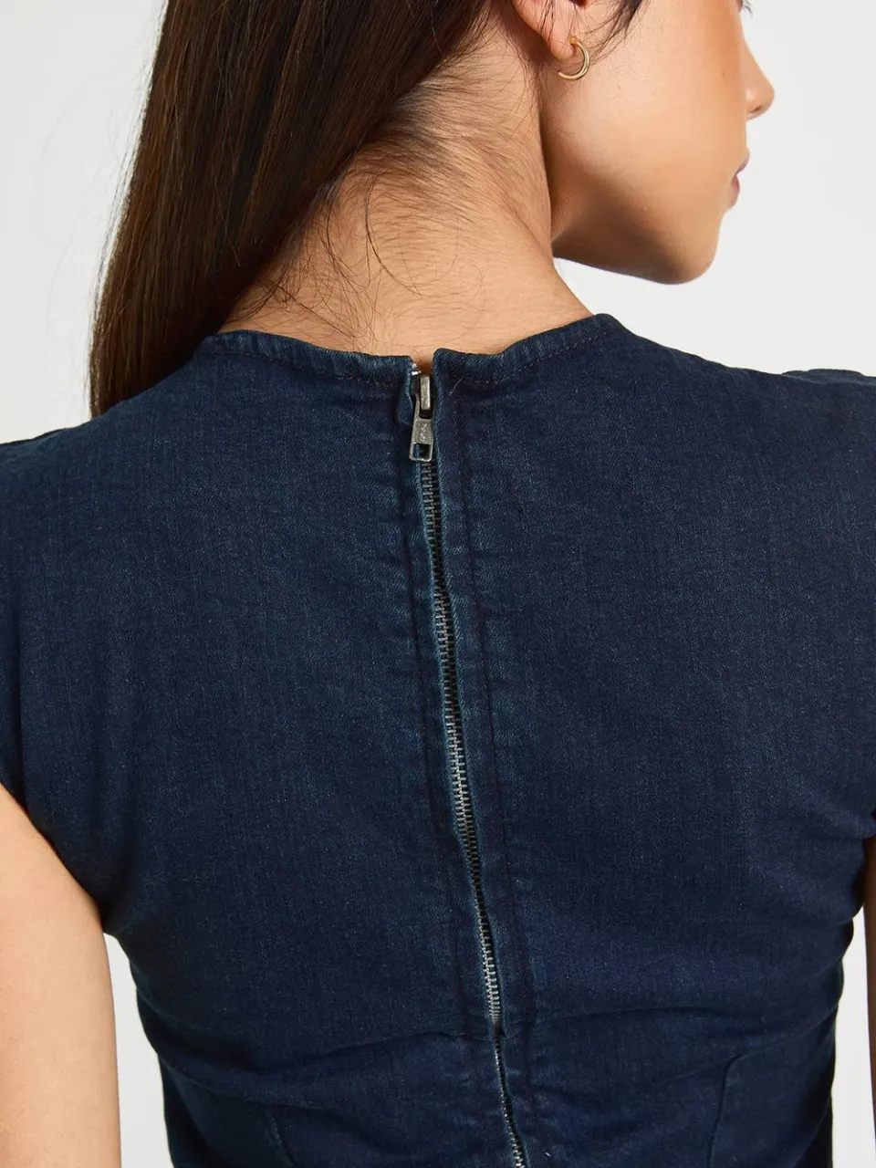 boohoo Dames Basic Denim Shiftjurk, foto 2