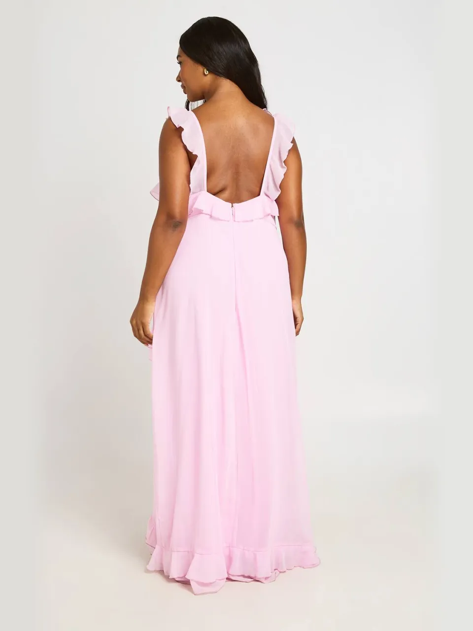 boohoo Dames Plus-hals Chiffon Ruches Maxi Jurk baby roze, foto 3