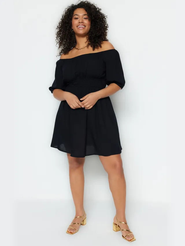 Trendyol Curve Dames Zwart Effen Kort / Mini Kort Casual Skater Grote maten Jurk