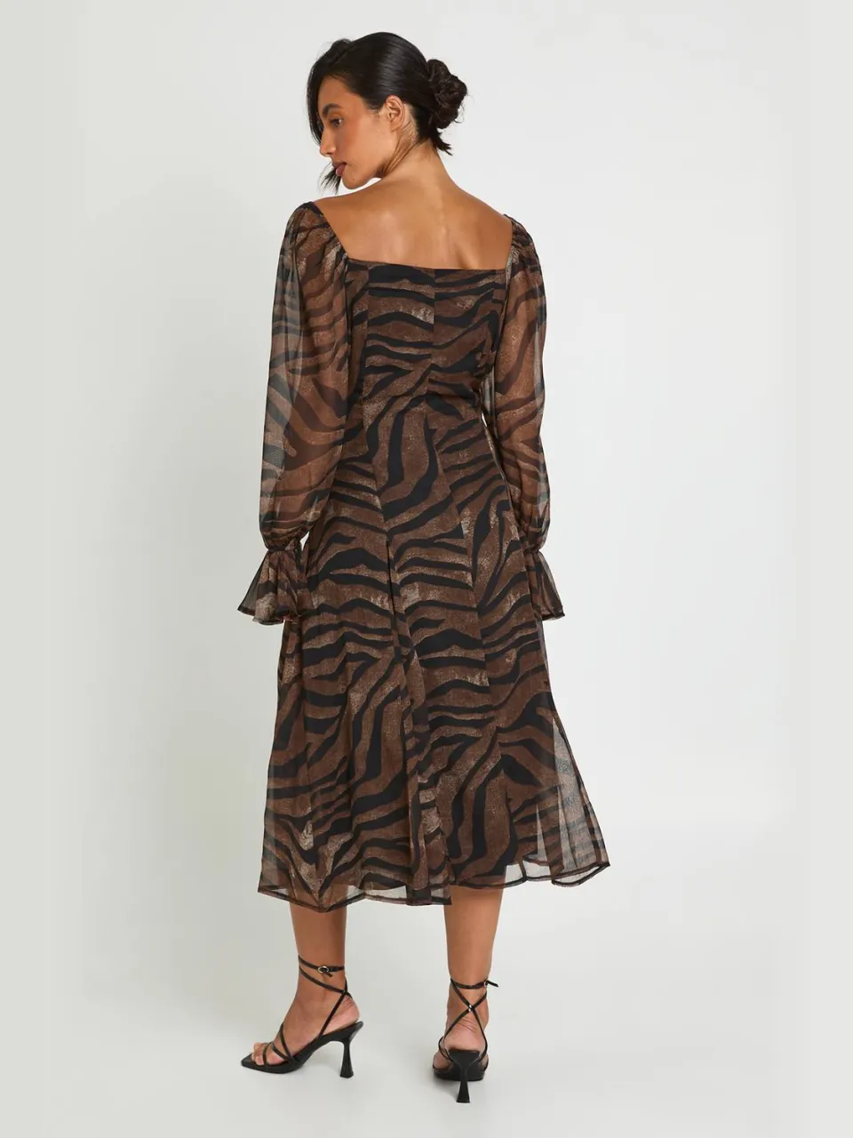 boohoo Dames Gestructureerde Chiffon Midi-jurk Met Toonzetting Zebramotief En Godet Zoom chocoladebruin, foto 3