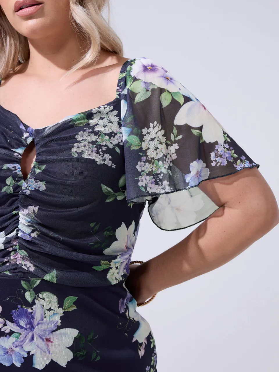 Yours London Marineblauwe Maxijurk Met Bloemenprint En Sleutelgatdetail-56, foto 5