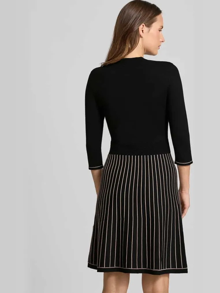 Christian Berg Woman Selection Knielange jurk van viscosemix in gebreide look zwart, foto 3
