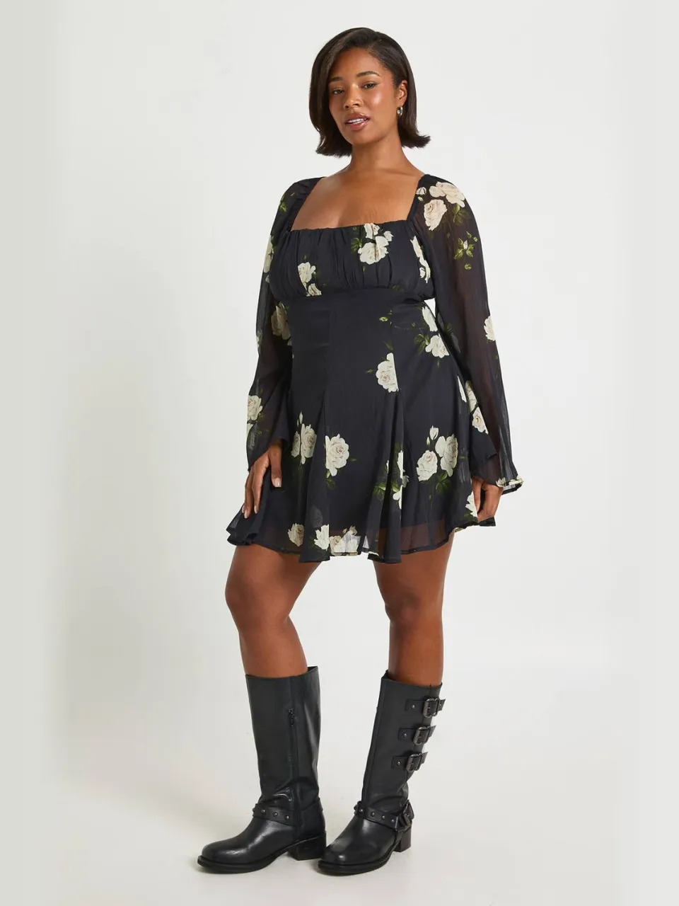 boohoo Dames Plus Bloemig Chiffon Godet Skater zwart, foto 2