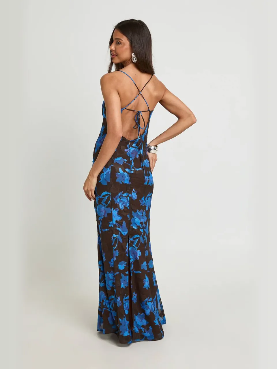boohoo Dames Jacquard Maxi-jurk Met Gestructureerd Buste-detail En Bloemenprint chocoladebruin, foto 2