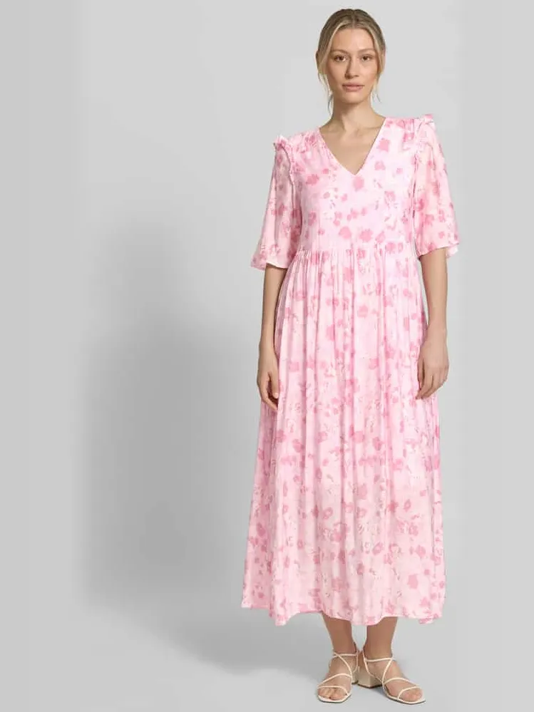 MbyM Maxi-jurk van viscosemix met model 'Melie' Felroze