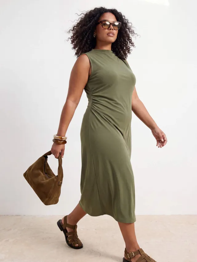 Trendyol Curve Dames Kaki Effen Midi Mouwloos A-lijn Grote maten Jurk