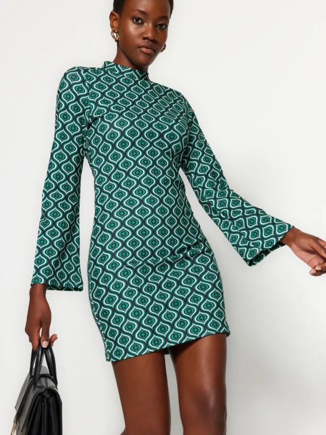 Trendyol TRENDYOLMİLLA Dames Groen Geometrisch patroon Kort / Mini Lang Zakelijk Bodycon Jurken