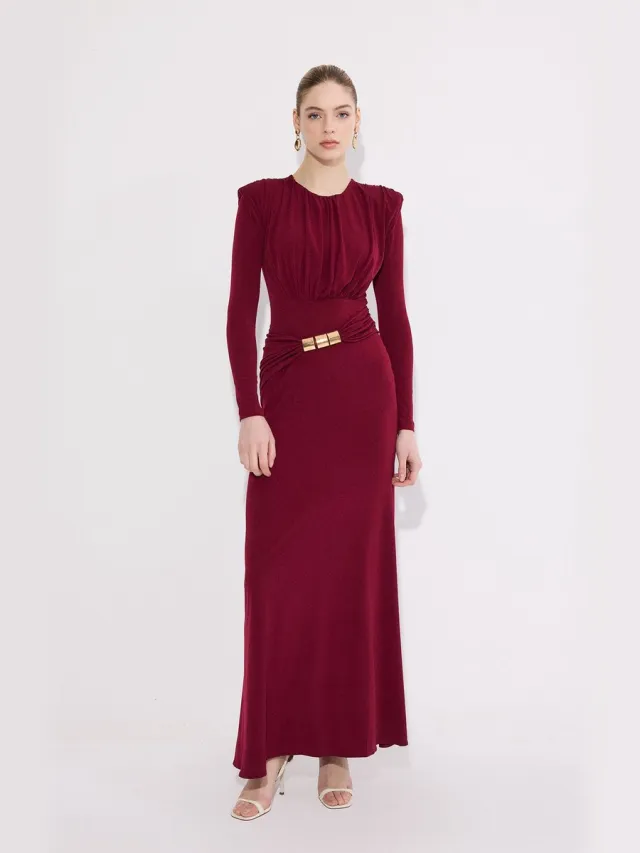 TOUCHÉ PRIVÉ Maxi jurk met gouden accessoires - Bordeaux - Dames