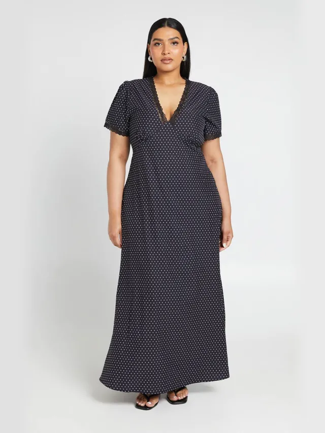 boohoo Dames Plus Polkadot Jurk Met Kanten Rand Midaxi Lengte Zwart