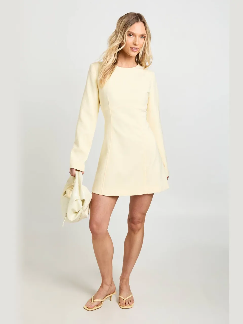 boohoo Dames Petite Getailleerde Shift Jurk Met Lange Mouwen Citroen