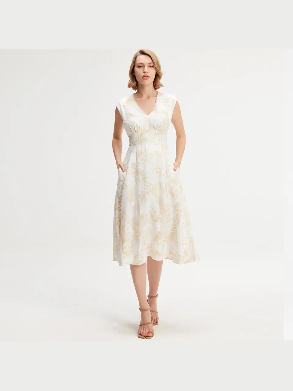Smart & Joy Tropische afdruk mouwloze midi -jurk beige, foto 2
