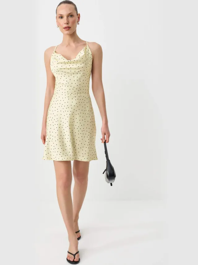 Trendyol TRENDYOLMİLLA Dames Geel Abstract Kort / Mini Mouwloos A-lijn Jurken