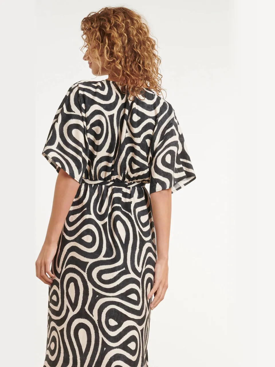 Smashed Lemon zomerjurk zwart met ecru print, foto 4