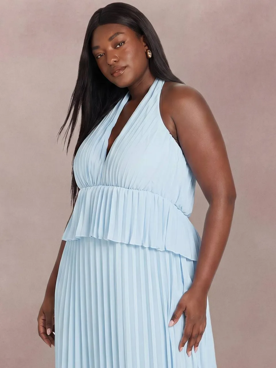 boohoo Dames Plus Halter Neck Jurk Met Ruches En Plooien Maxi babyblauw, foto 4