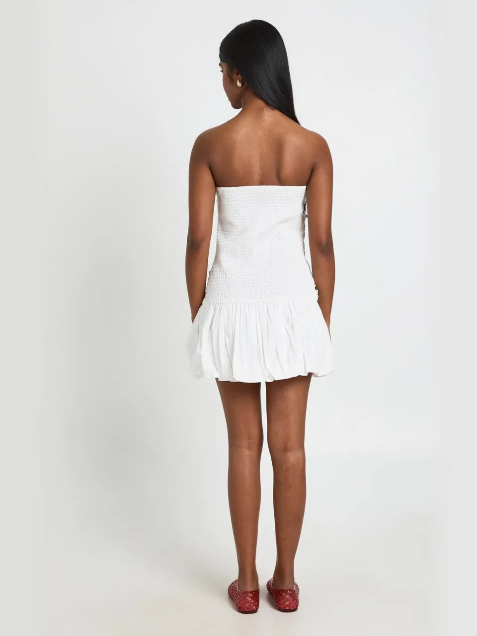 boohoo Dames Bandeau Gerimpelde Bubble Zoom Mini Jurk ivoor, foto 2
