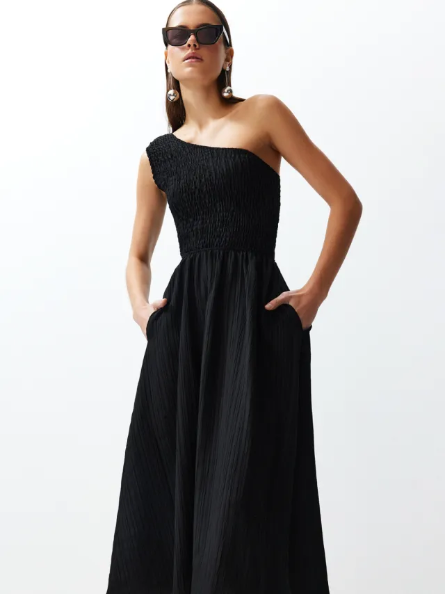 Trendyol TRENDYOLMİLLA Dames Effen Midi Mouwloos Casual Skater Jurken Zwart
