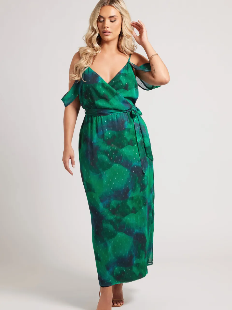 Yours London Midaxi Jurk Met Abstracte Print En Blote Schouders In Metallic Groen, foto 2