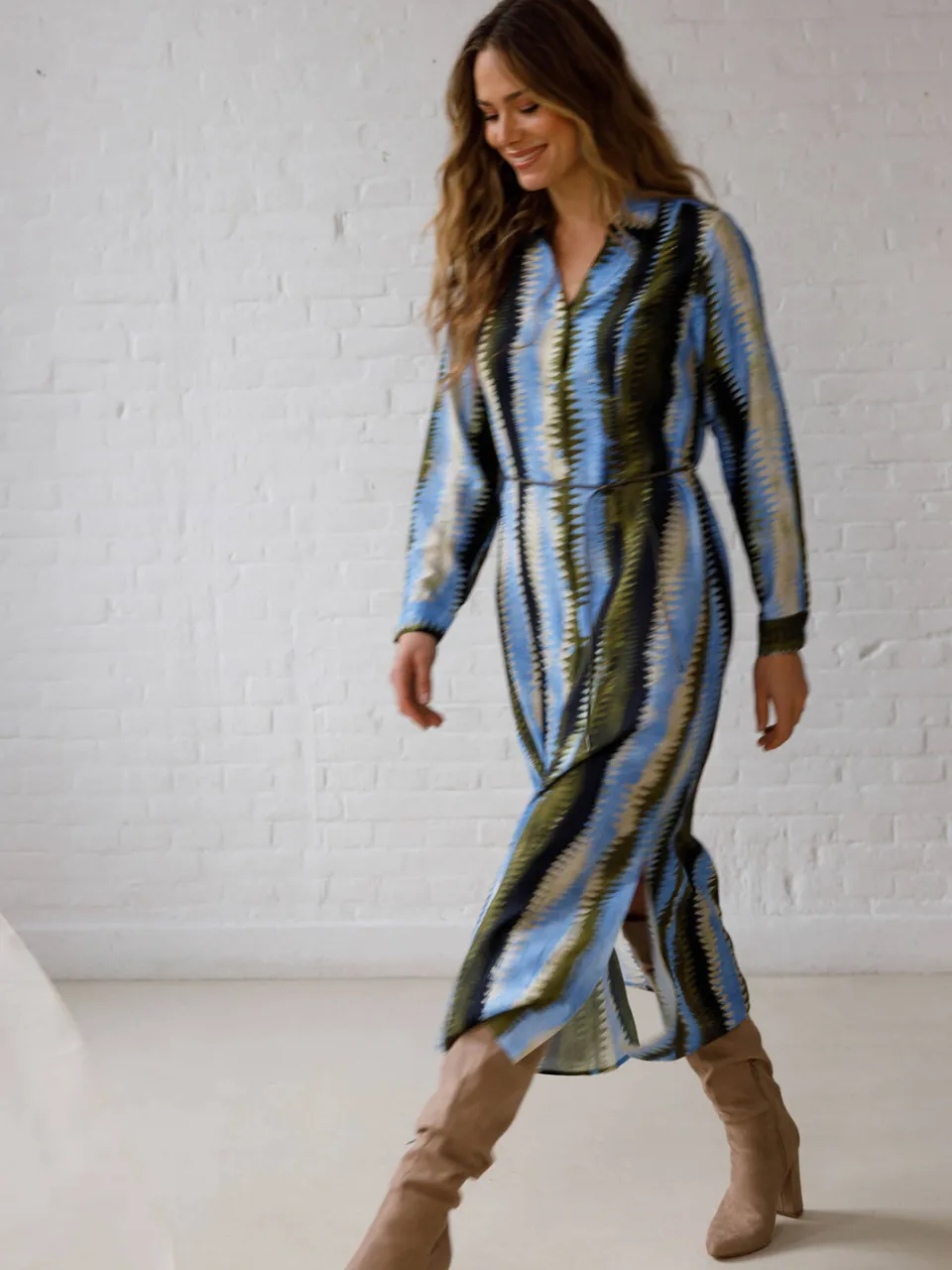 Ivy Beau jurk met col, ceintuur en print - blauw, foto 4