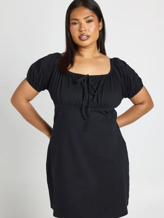 boohoo Dames Plus Katoenen Boerinnetjesjurk Met Korte Mouwen Zwart