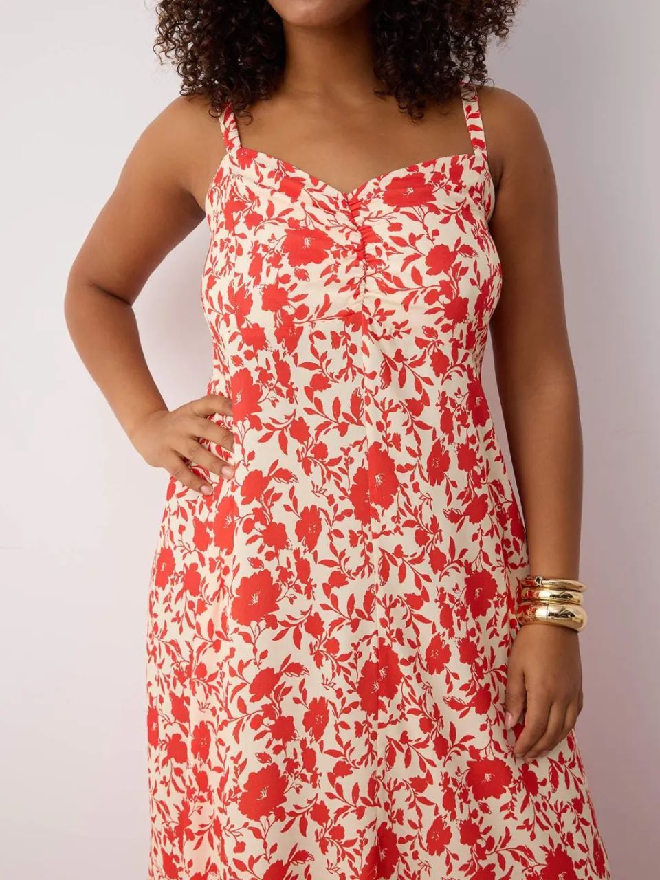Trendyol Curve Dames Roze Bloemen Midi Mouwloos Casual Recht Grote maten Jurk, foto 2