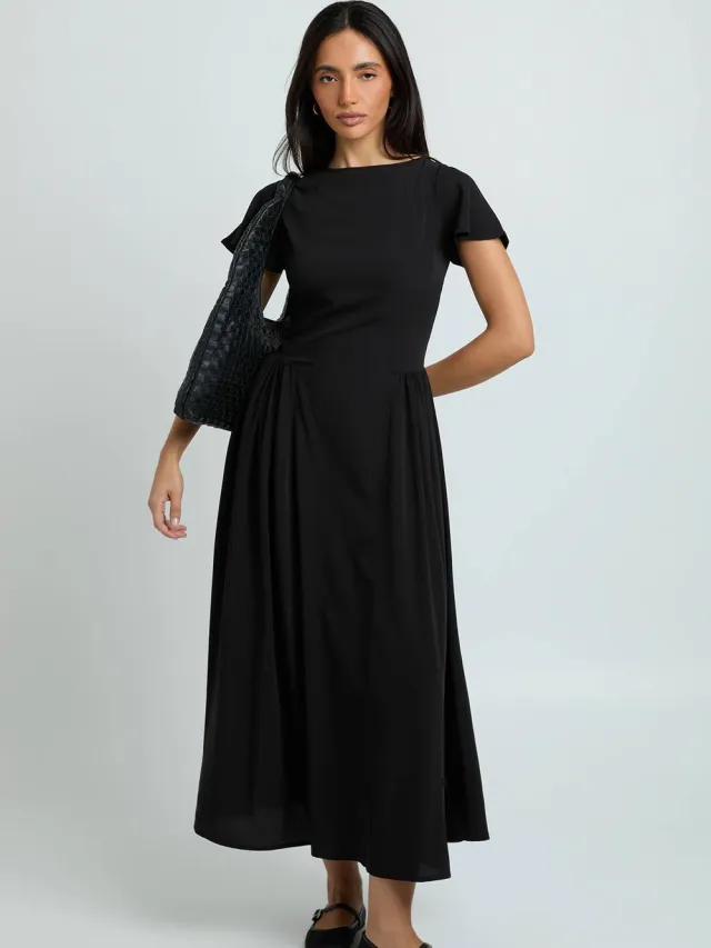 boohoo Dames Getextureerde Wijduitlopende Mouw Volume Rok Midaxi Jurk Zwart