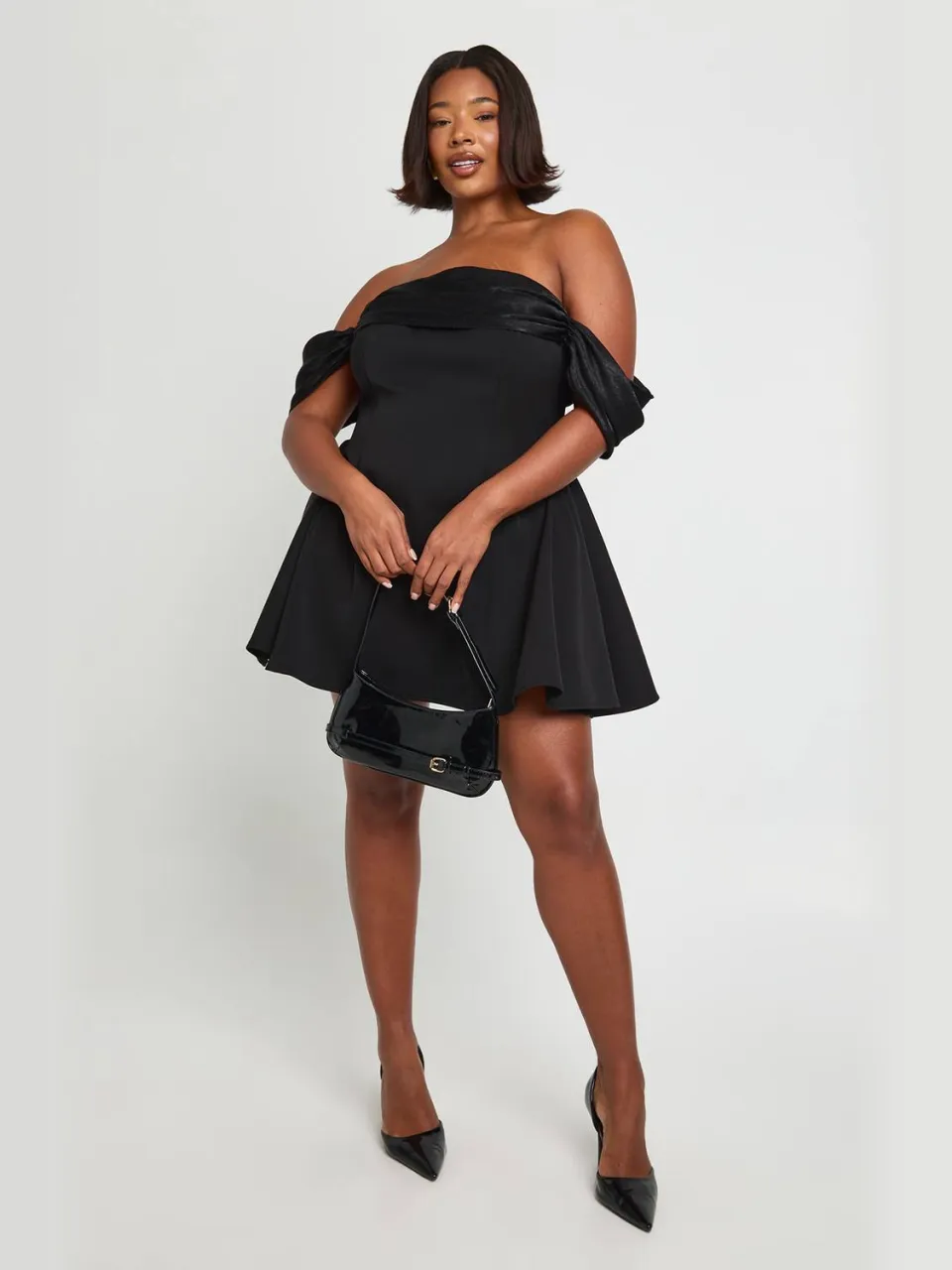 boohoo Dames Plus Fluweel Bardot Minijurk zwart, foto 3