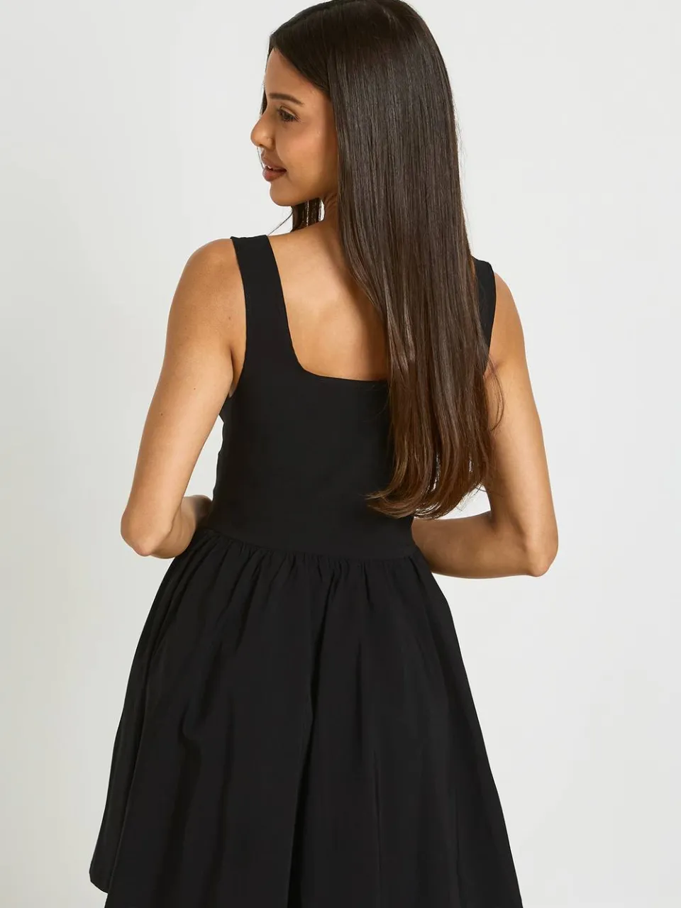 boohoo Dames Bengaline Skater Jurk Met Haakjes En Oogjes zwart, foto 2