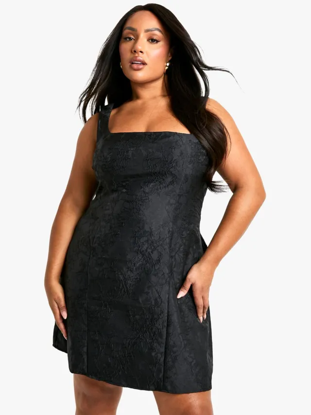 boohoo Dames Plus Jacquard Jurk met Vierkante Hals en Skater Silhouette Zwart