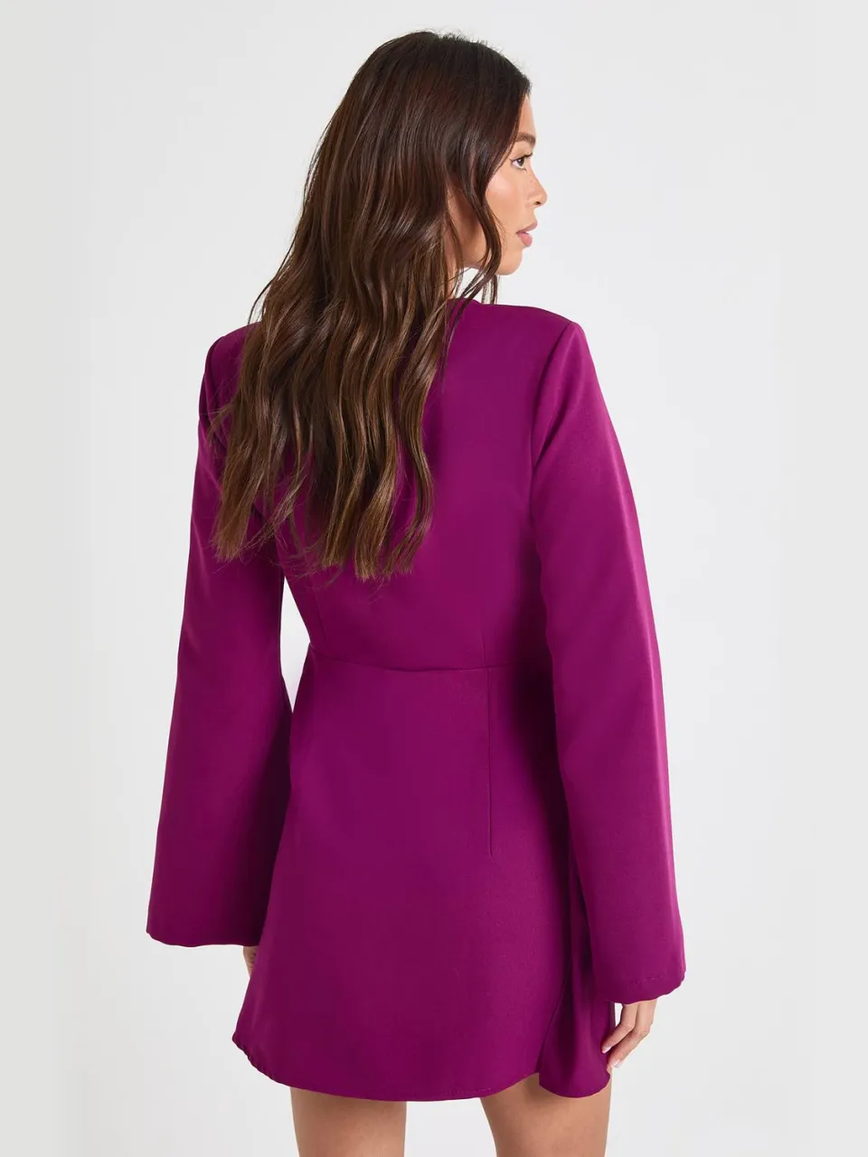 boohoo Dames Kraagloze gedrapeerde blazerjurk met getiede taille pruim, foto 2