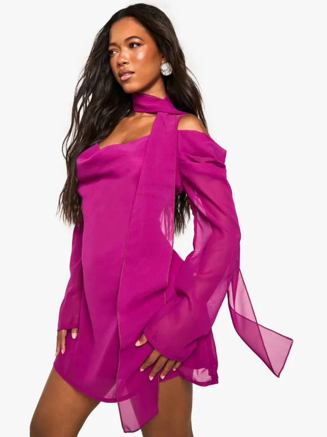 boohoo Dames Chiffon sjaal-detail Cold Shoulder mini-jurk Magenta