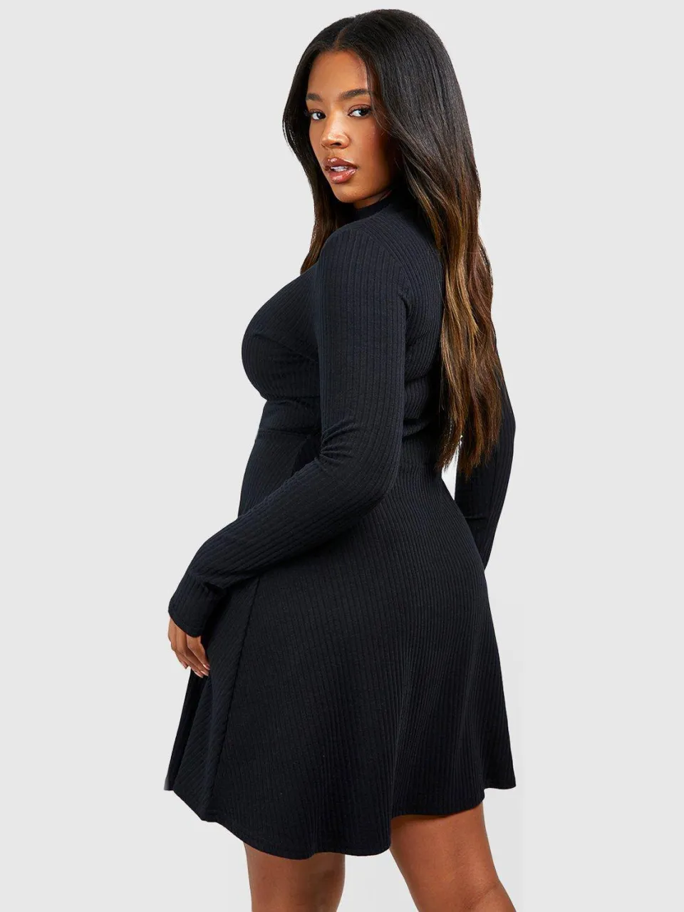 boohoo Dames Plus Soft Rib Hoge Hals Skaterjurk zwart, foto 2