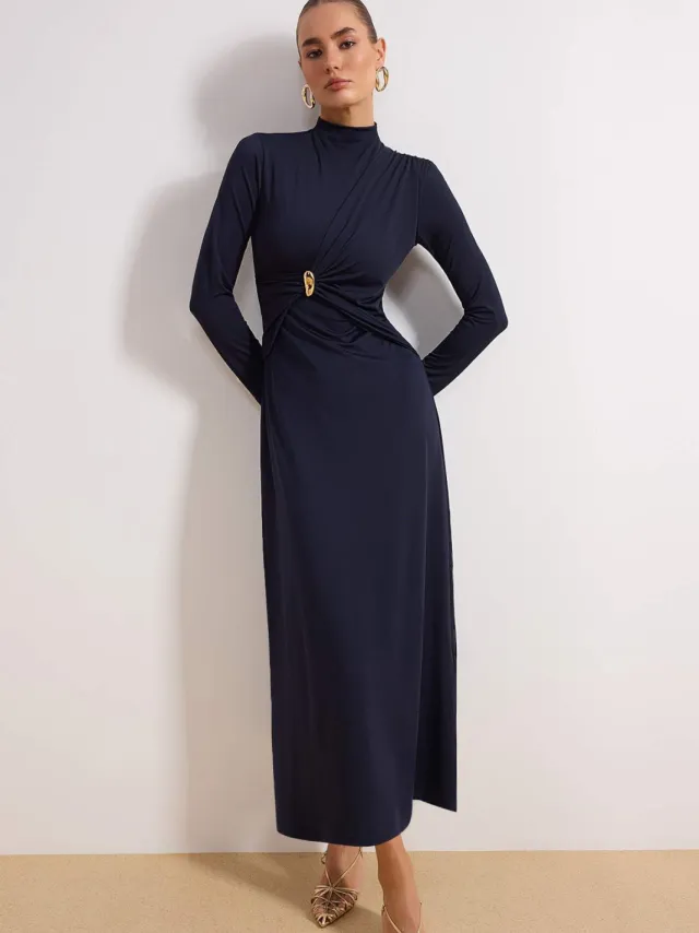 Turkishsouq Marineblauwe platte maxi-jurk voor dames, geschikt voor casual dagelijks gebruik of als bodycon-jurk met hijab. Marineblauw/Blauw