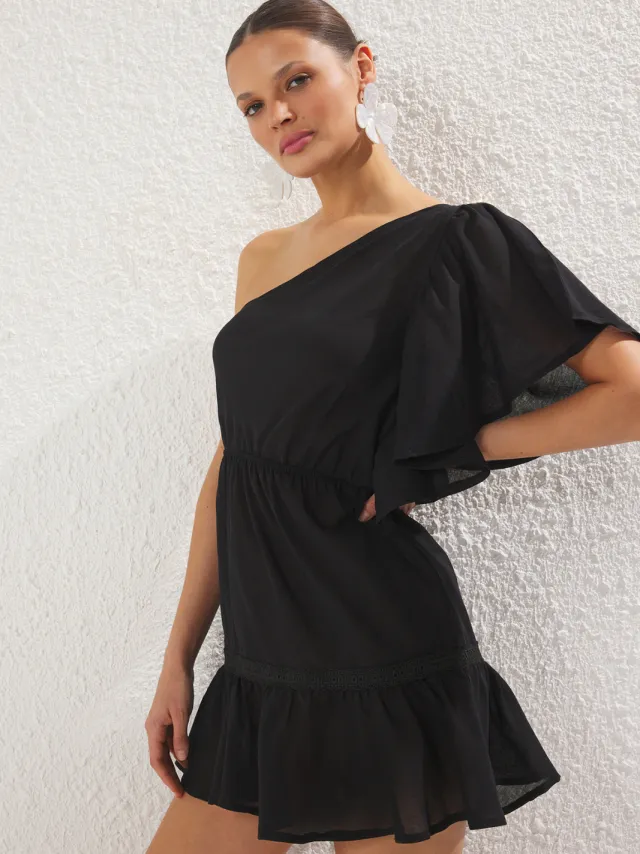 Trendyol TRENDYOLMİLLA Dames Zwart Effen Extra Kort / Super Mini Mouwloos Strandkleding Skater Strandjurken