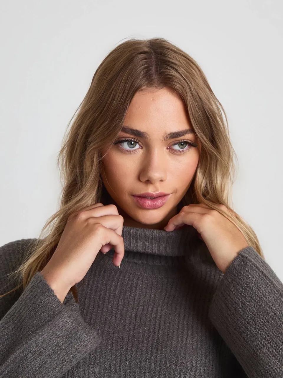boohoo Dames Rollhals Tuniek Jumper Jurk houtskool, foto 4