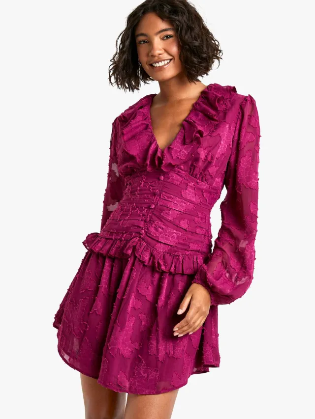 boohoo Dames Lange Bloemen Burnout Ruffle Plunge Gerimpelde Skater Jurk Pruim