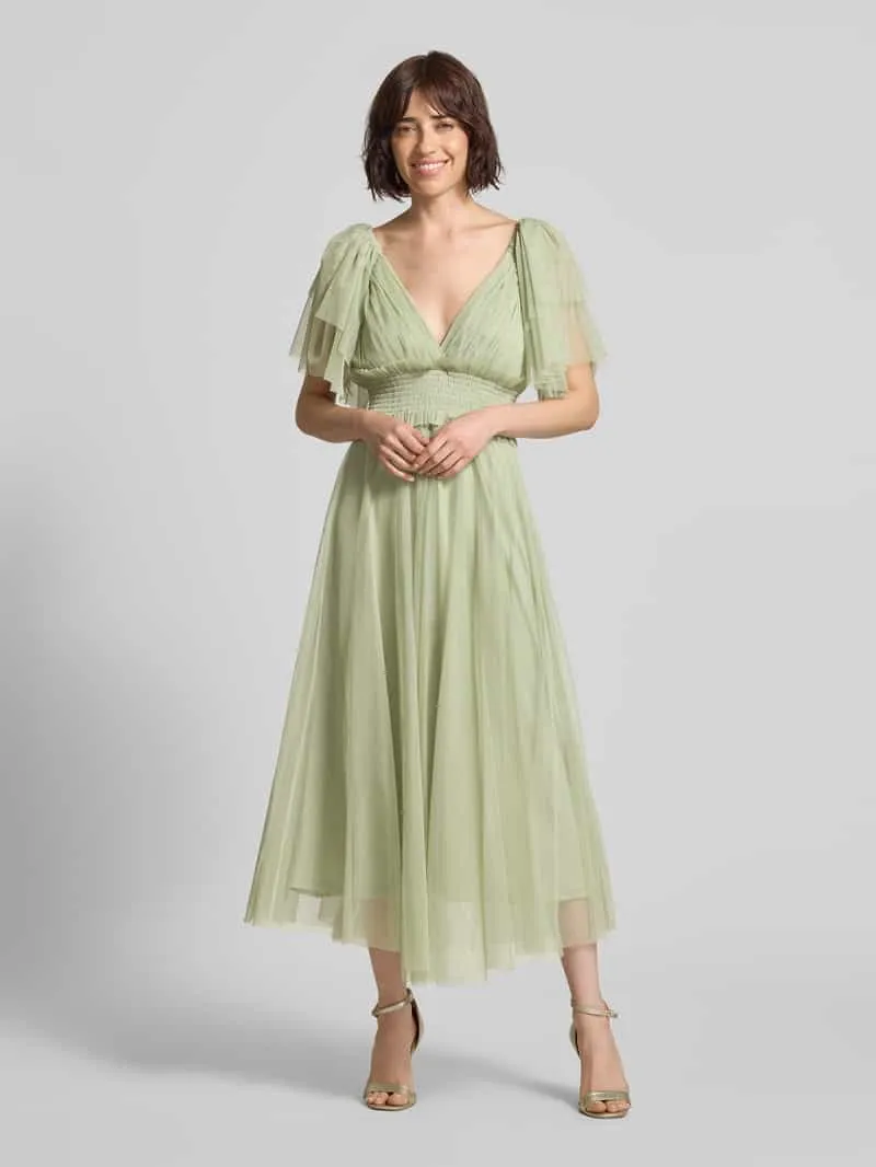Lace & Beads midi-jurk met smokdetail en V-hals Lichtgroen