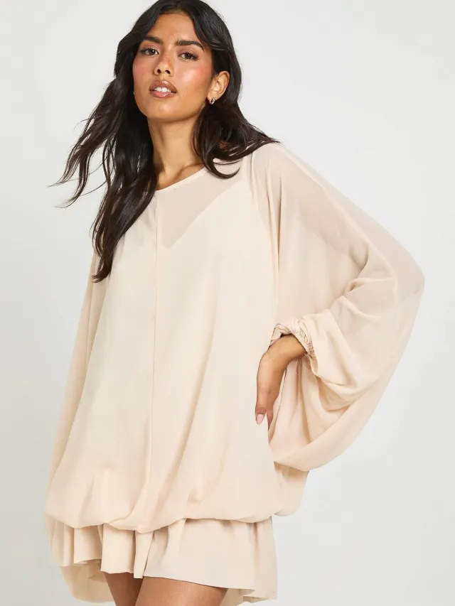 boohoo Dames Chiffon Cami Overlay Blouson Skater Jurk Zand