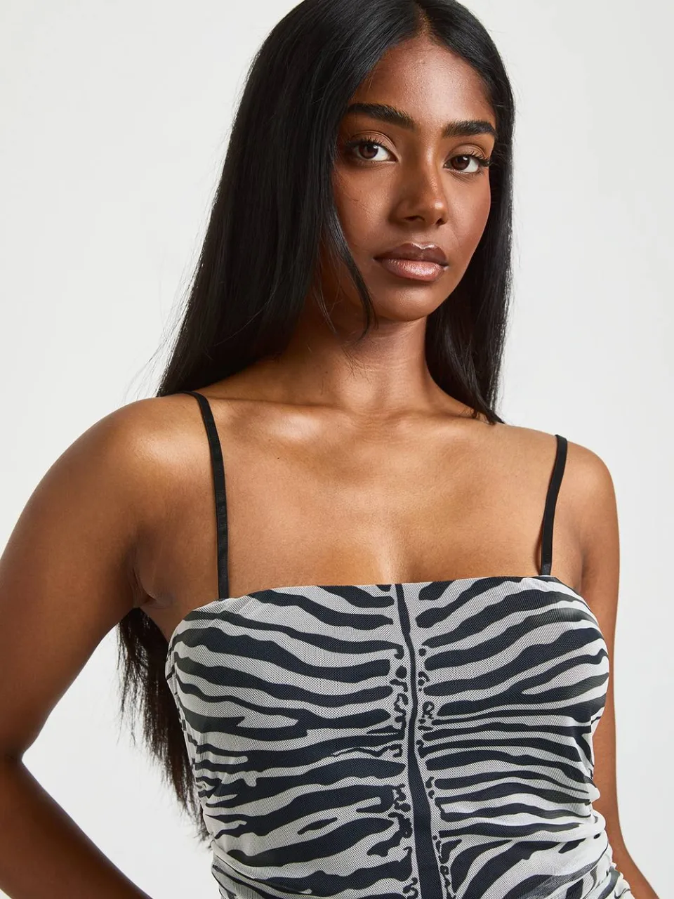 boohoo Dames Zebra Print Mesh Midaxi Jurk zwart, foto 3