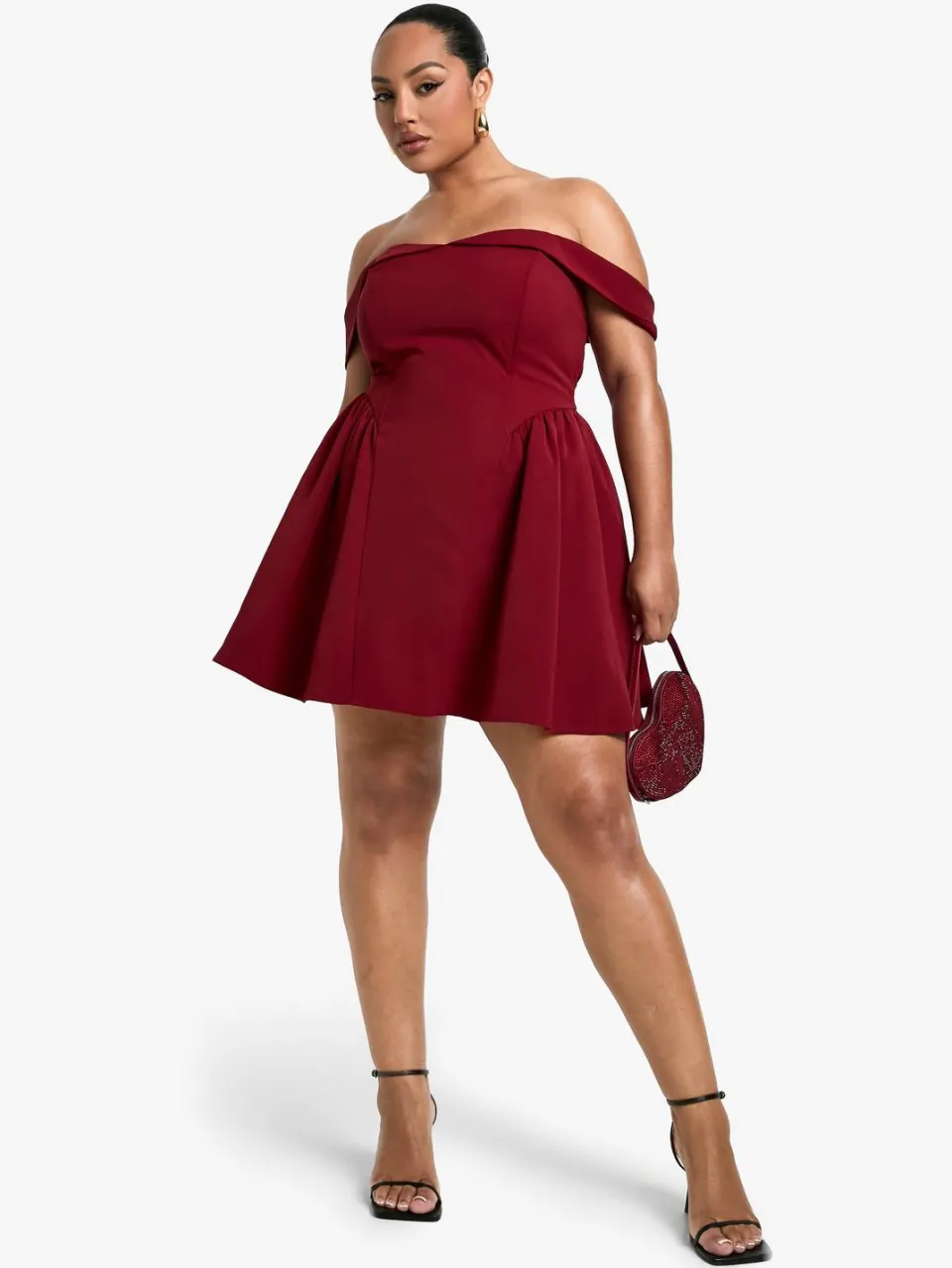 boohoo Dames Plus Off-shoulder geplooide skaterjurk bessen, foto 2