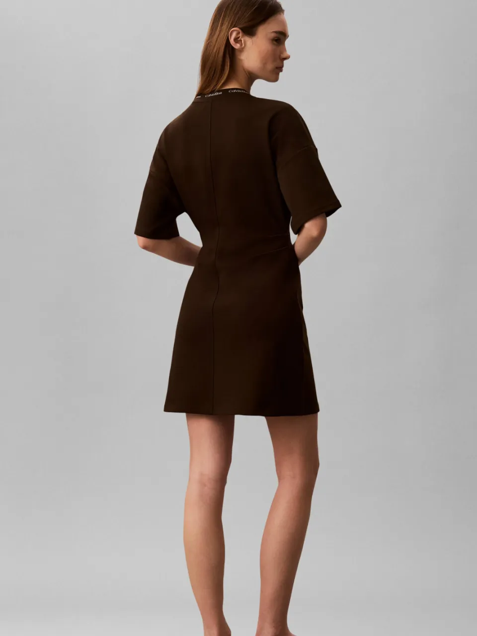 Calvin Klein JEANS mini jurk - donkerbruin, foto 3