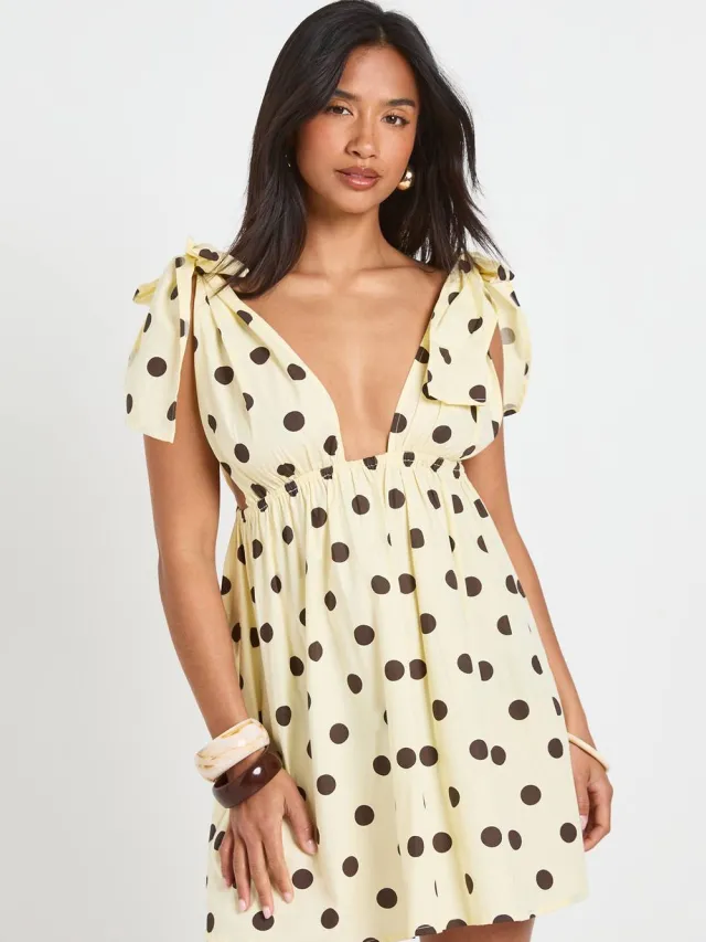boohoo Dames Petite Mini-jurk Van Katoenen Popeline Met Polkadots En Strikbandjes Op De Schouders citroen, foto 2