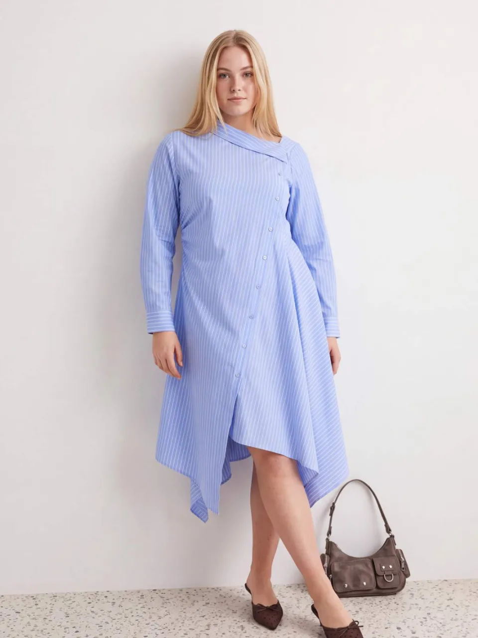 Trendyol Curve Dames Blauw Gestreept Midi Lang A-lijn Grote maten Jurk