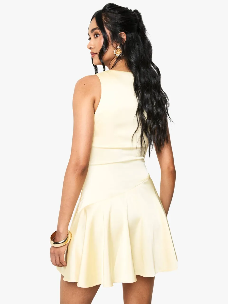 boohoo Dames Satijn Dropped Waist Mini Jurk citroen, foto 2